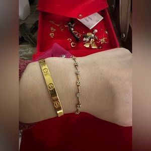 Natural Vintage Diamond Tennis Bracelet